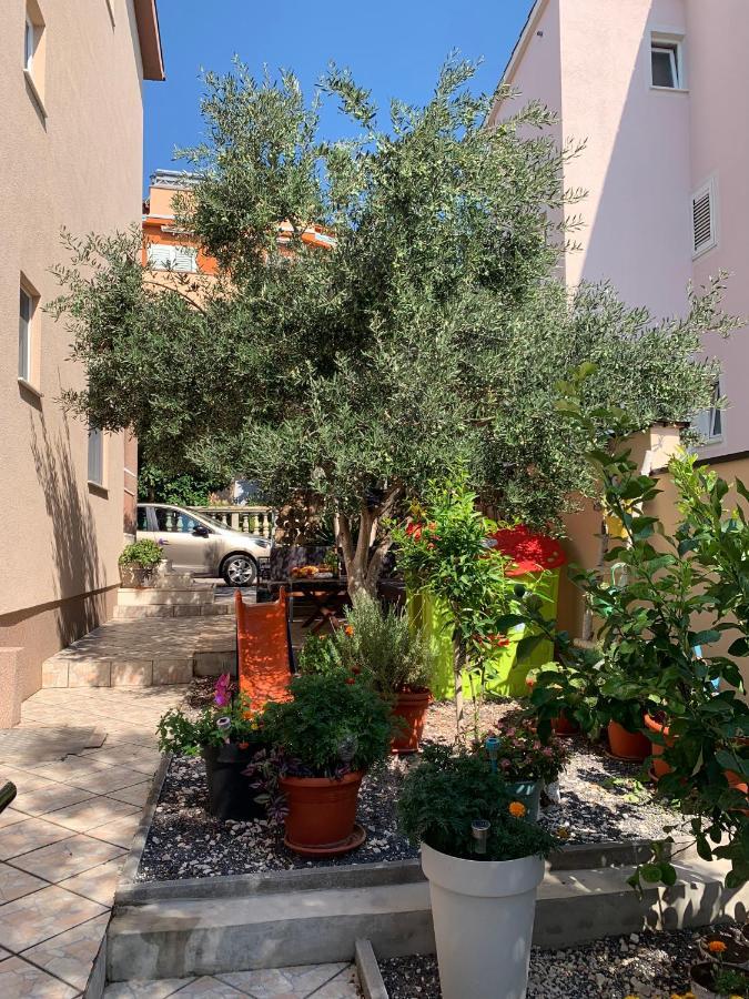 Apartmani Mia Trogir Buitenkant foto