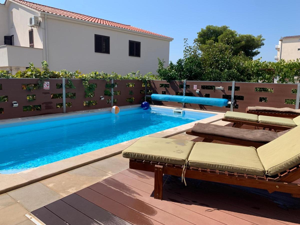 Apartmani Mia Trogir Buitenkant foto