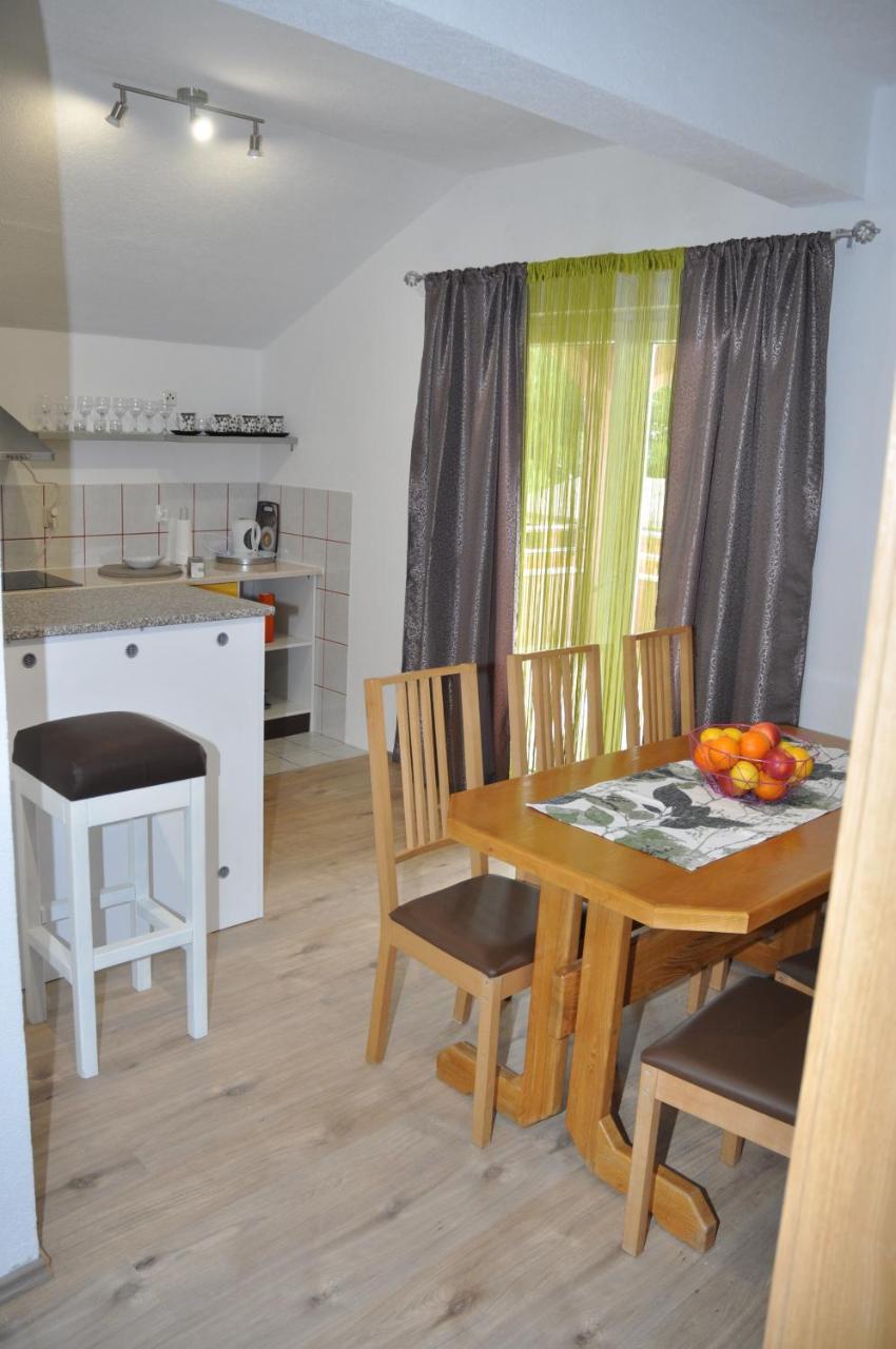 Apartmani Mia Trogir Buitenkant foto